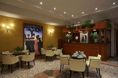 ساوویا کونتری هوس