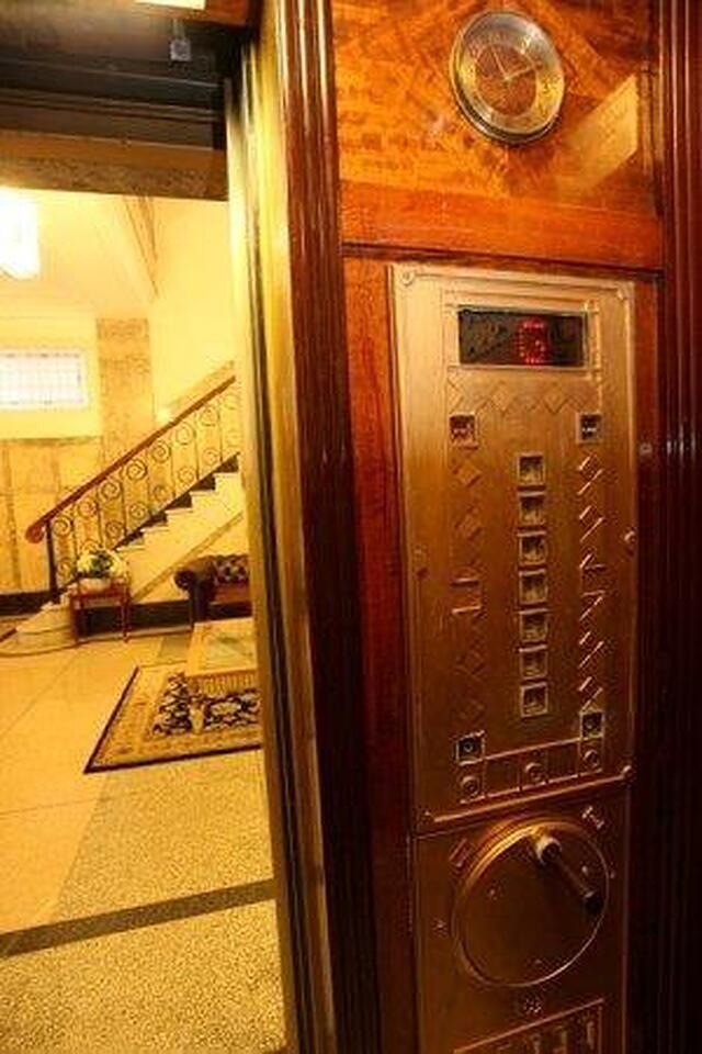 ردبوری اُن ان هریتاج اپارتمنت