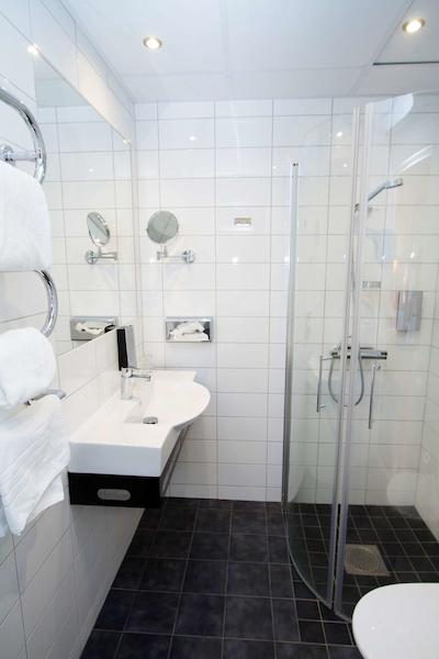 بست وسترن هتل کرالن