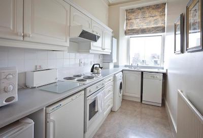 اسکن هوس هلبورن