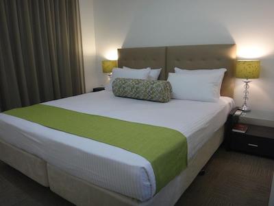 کست اُن استری بریج