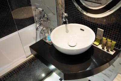 رسیدنس هنری ایو