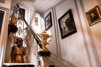 رسیدنس هنری ایو