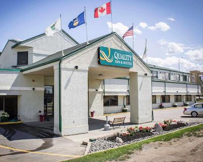 کوالیتی این اند سویتز ادمنتون اینترنیشنال آیرپرت