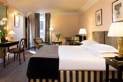 هتل ویلا دستریز