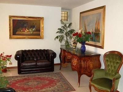 رسیدنس ویلا تاسنی