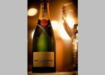 کوالیتی تیفینز اُن د پارک