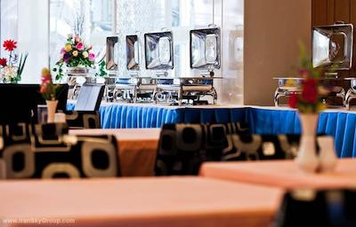 مترو ریزورت پراتونام