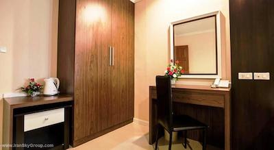 مترو ریزورت پراتونام