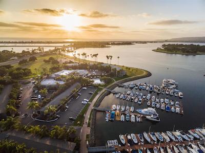 د دانا اُن میسشن ب