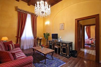 آلچیمیست نستیکوا پالاس