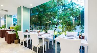 آی چک این میفر پراتونام