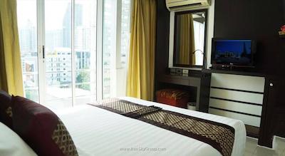 آی چک این میفر پراتونام