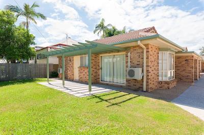 بست وسترن پلاس هتل د استیرلینگ رکهامپتون رکهامپتون