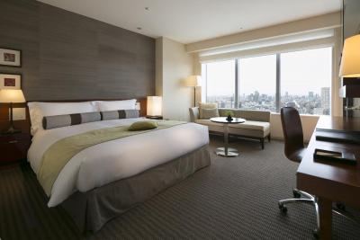 اینترکنتیننتال د استرینگز تکیو