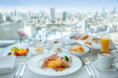 اینترکنتیننتال د استرینگز تکیو