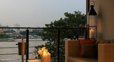 ریوا سوریا بانکوک