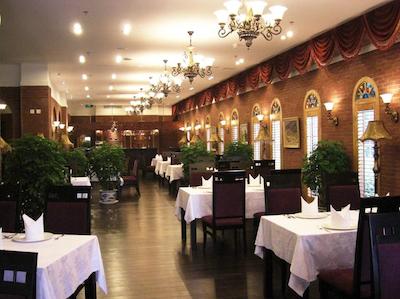 د تونتی فرست سنچری هتل