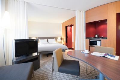 نوتل سویتز پاریز منترویل وینسنز