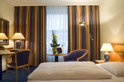 درینت کنگرسهتل مانهیم