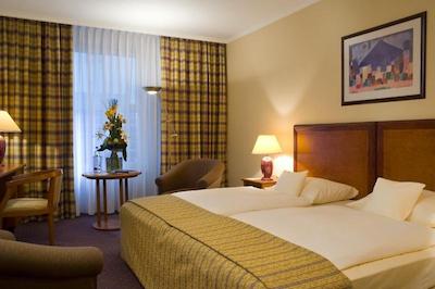 درینت کنگرسهتل مانهیم