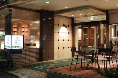 شینباشی اتاگویاما تکیو ری هتل