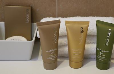 بست وسترن پلاس هول تری این