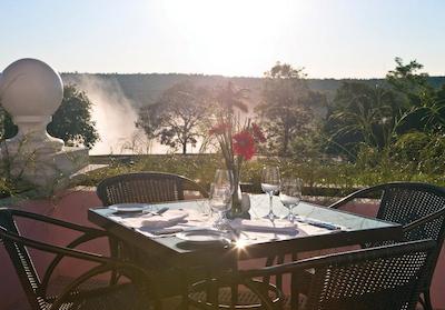 بلمند هتل داز کاتاراتاز