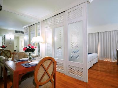 سنتر پوینت سوخومویت 10