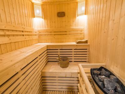 سنتر پوینت سوخومویت 10