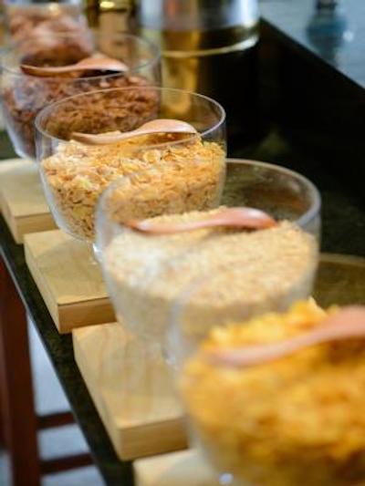 سنتر پوینت سوخومویت 10