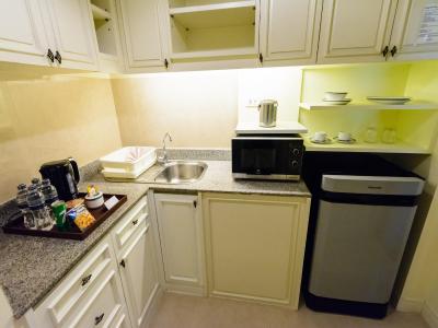 سنتر پوینت سوخومویت 10