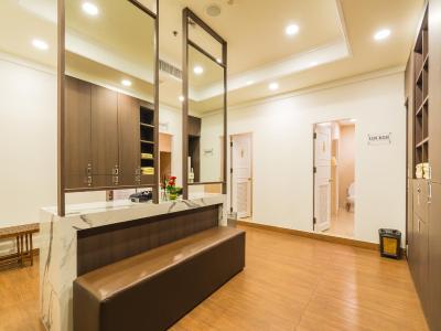 سنتر پوینت سوخومویت 10