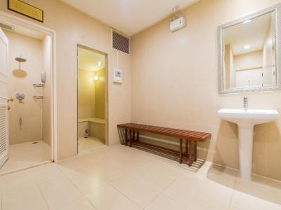 سنتر پوینت سوخومویت 10