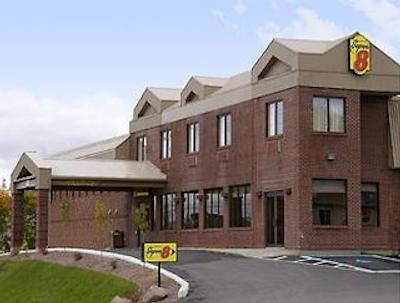 سوپر 8 کمپبلتون