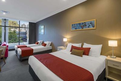 والدرف وولومولو واترز سرویسد اپارتمنتز