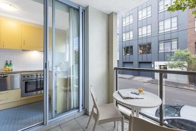 والدرف اسیدنی سنترال سرویسد اپارتمنتز