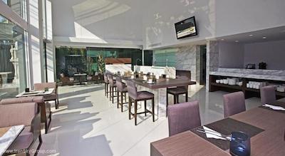 هتل سولو سوخومویت 2 بانکوک