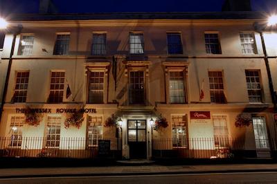 بست وسترن وسکس ریال هتل اند رستاورانت درچستر