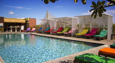 نوو سیتی هتل