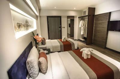 نوو سیتی هتل