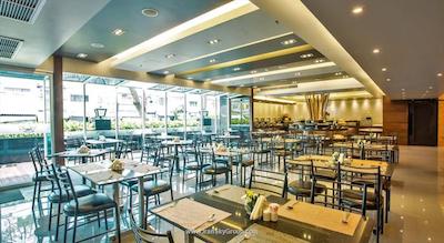 نوو سیتی هتل