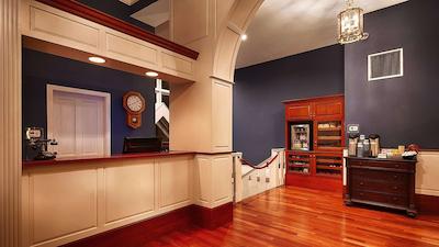 بست وسترن پلاس ایندپندنس پارک هتل