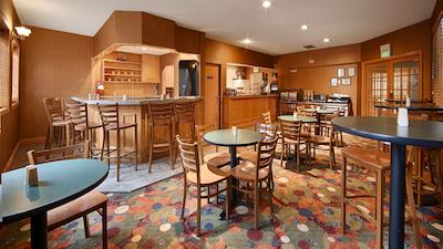 بست وسترن سیرکوز سیتی این