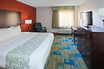 لا کوینتا این ناشویل آیرپرت