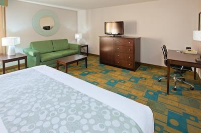 لا کوینتا این ناشویل آیرپرت