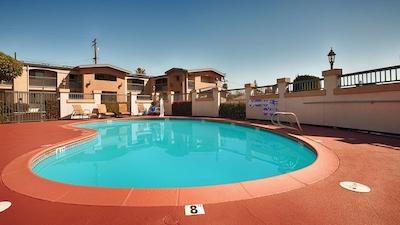 بست وسترن این