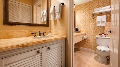 بست وسترن پلاس الم هوس این