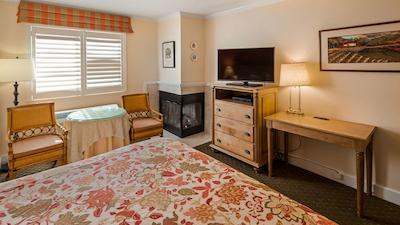 بست وسترن پلاس الم هوس این