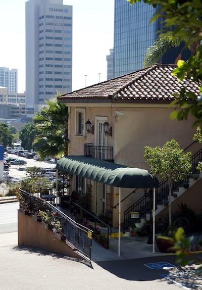 بست وسترن کابریلو گاردن این